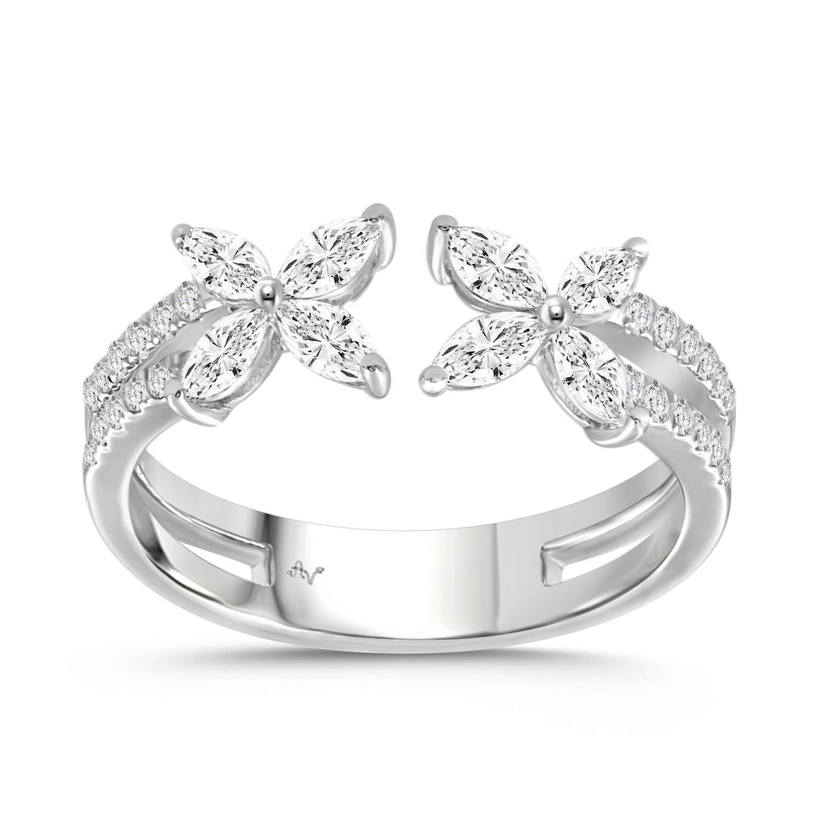 LADIES  RING 0.75CT ROUND/MARQUISE DIAMOND 14K WHITE GOLD