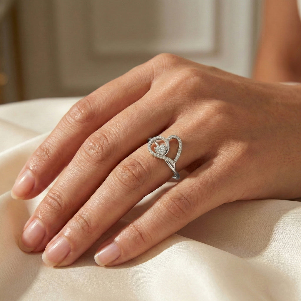 Elegant Ladies Heart Ring 0.15Ct Round Diamond Sterling Silver White Romantic Promise Jewelry For Women