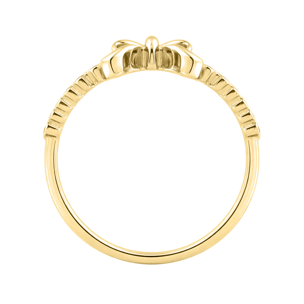 Classic 0.10Ct Round Diamond Ring In Yellow Gold  For Women
