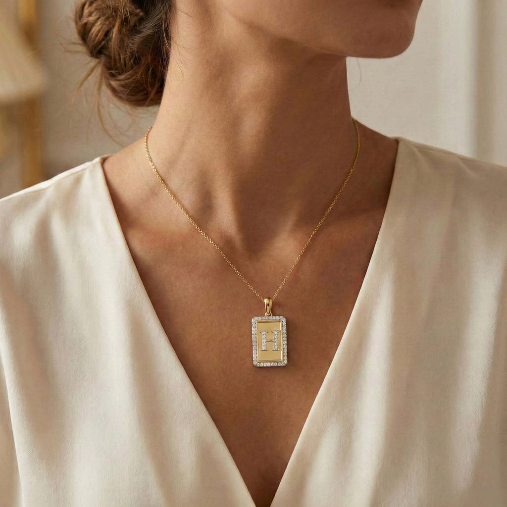 10K Yellow Gold letter 'H' Fashion Pendant With Chain - 0.20 CT Round Diamond Ladies Jewelry Gift