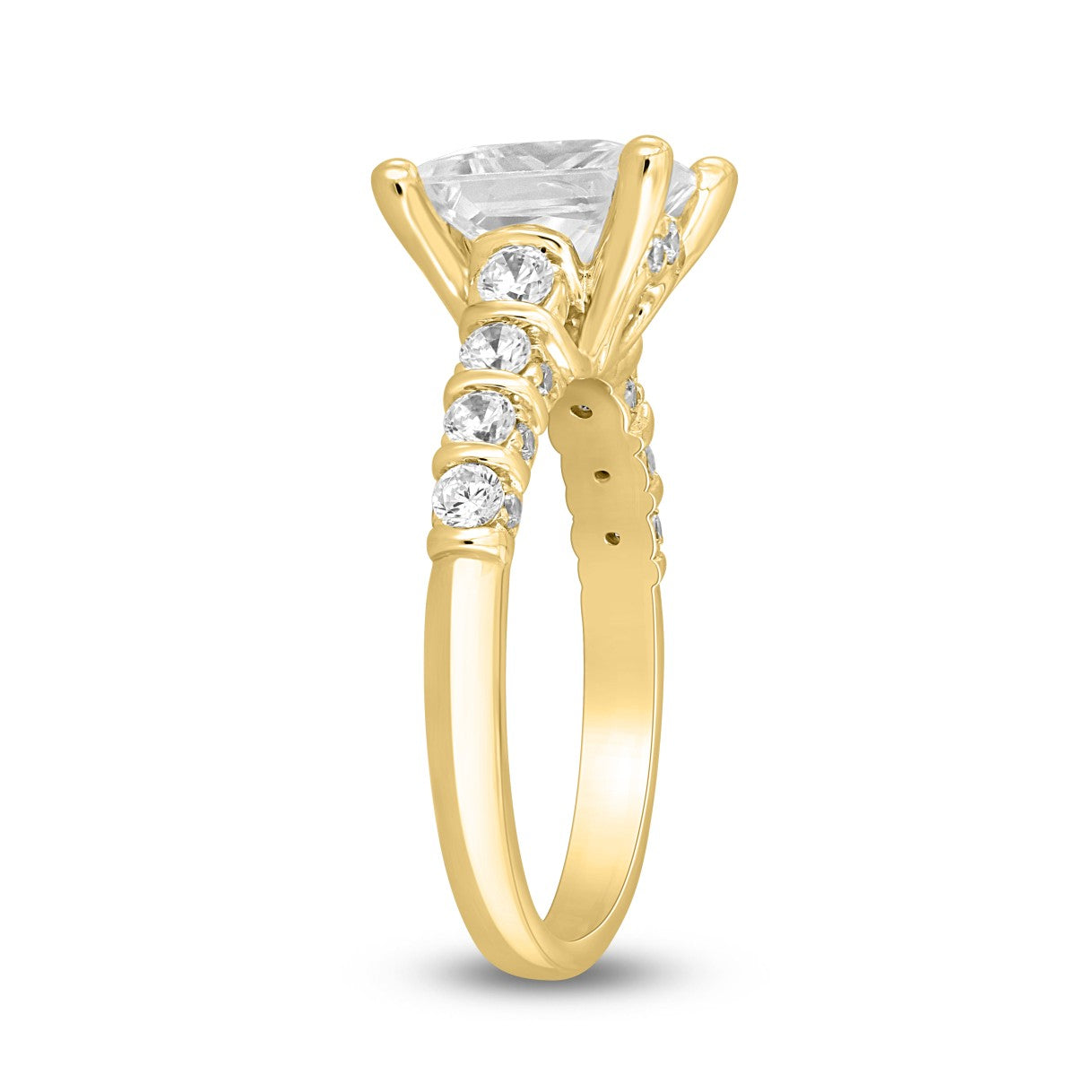 LADIES RINGS 2 1/2CT ROUND/PRINCESS DIAMOND 14K YELLOW GOLD (CENTER STONE PRINCESS DIAMOND 2.00CT)