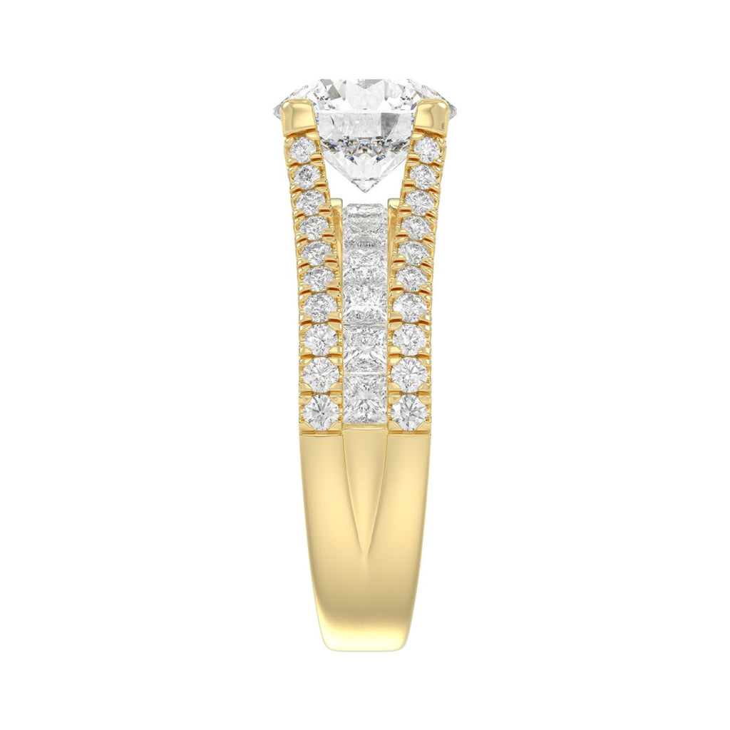 LADIES RING 3 1/2CT ROUND/PRINCESS DIAMOND 14K YELLOW GOLD (CENTER STONE ROUND DIAMOND 2CT )
