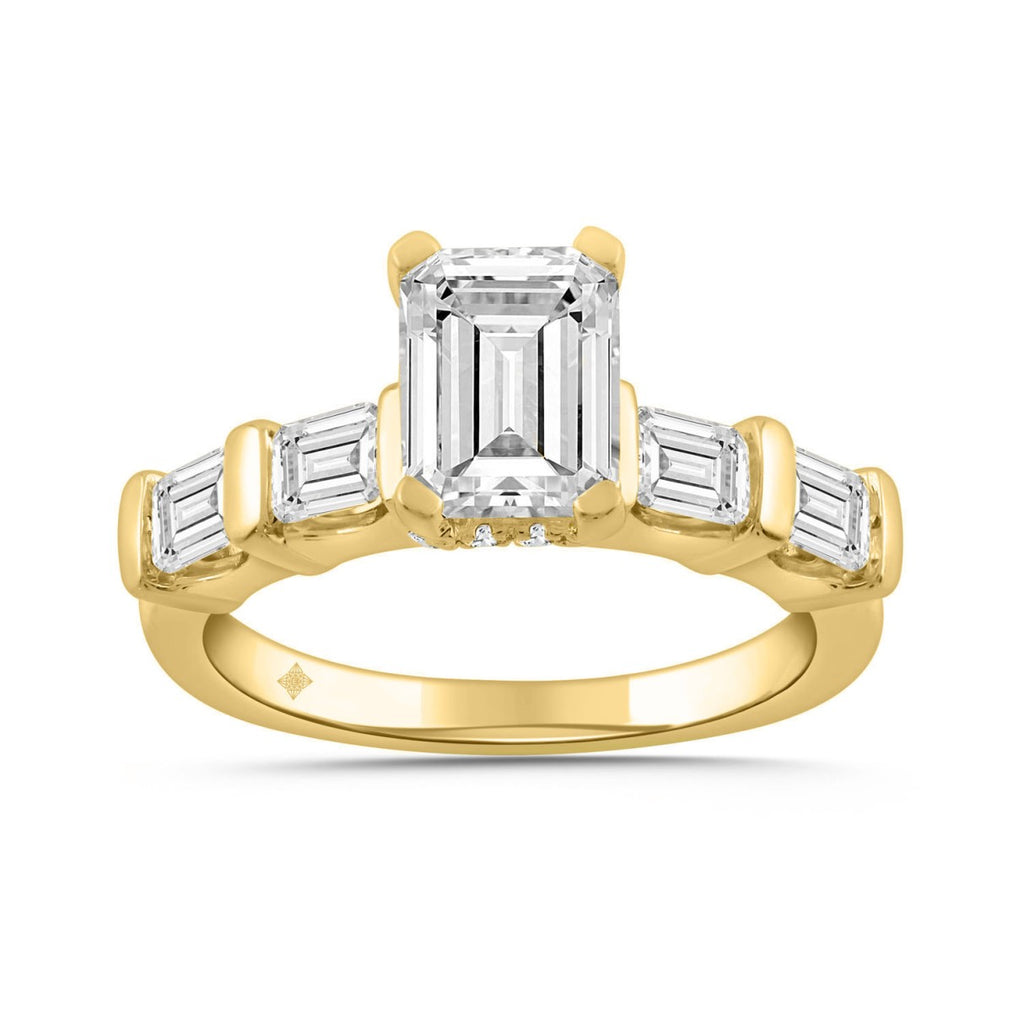 LADIES RING 3 1/4CT ROUND/EMERALD DIAMOND 14K YELLOW GOLD (CENTER STONE EMERALD DIAMOND 2.00CT)