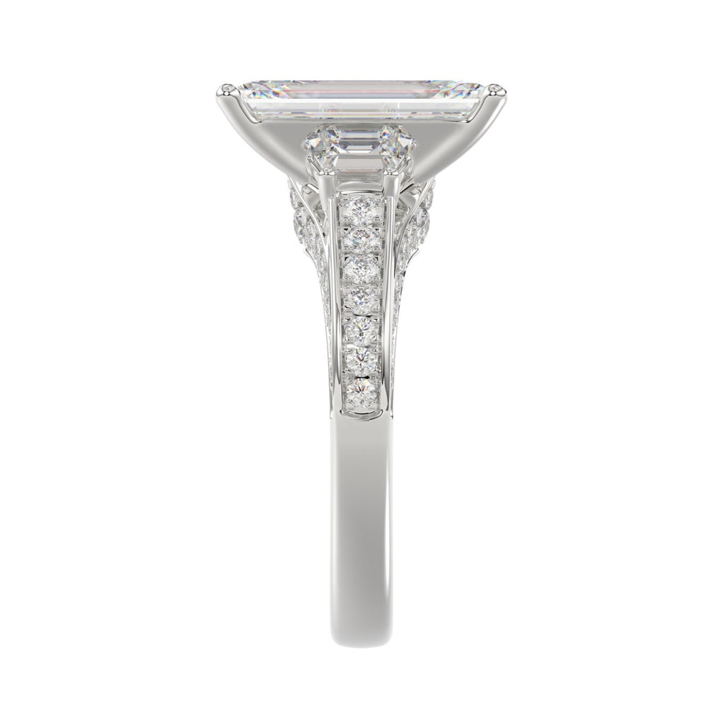 Luxury 14K White Gold Ladies Diamond Ring 4.00CT Round, Emerald &amp; Trapezoid Diamonds with 3.00CT Emerald  Center stone (Color F-G -Clarity VS1/VS2)
