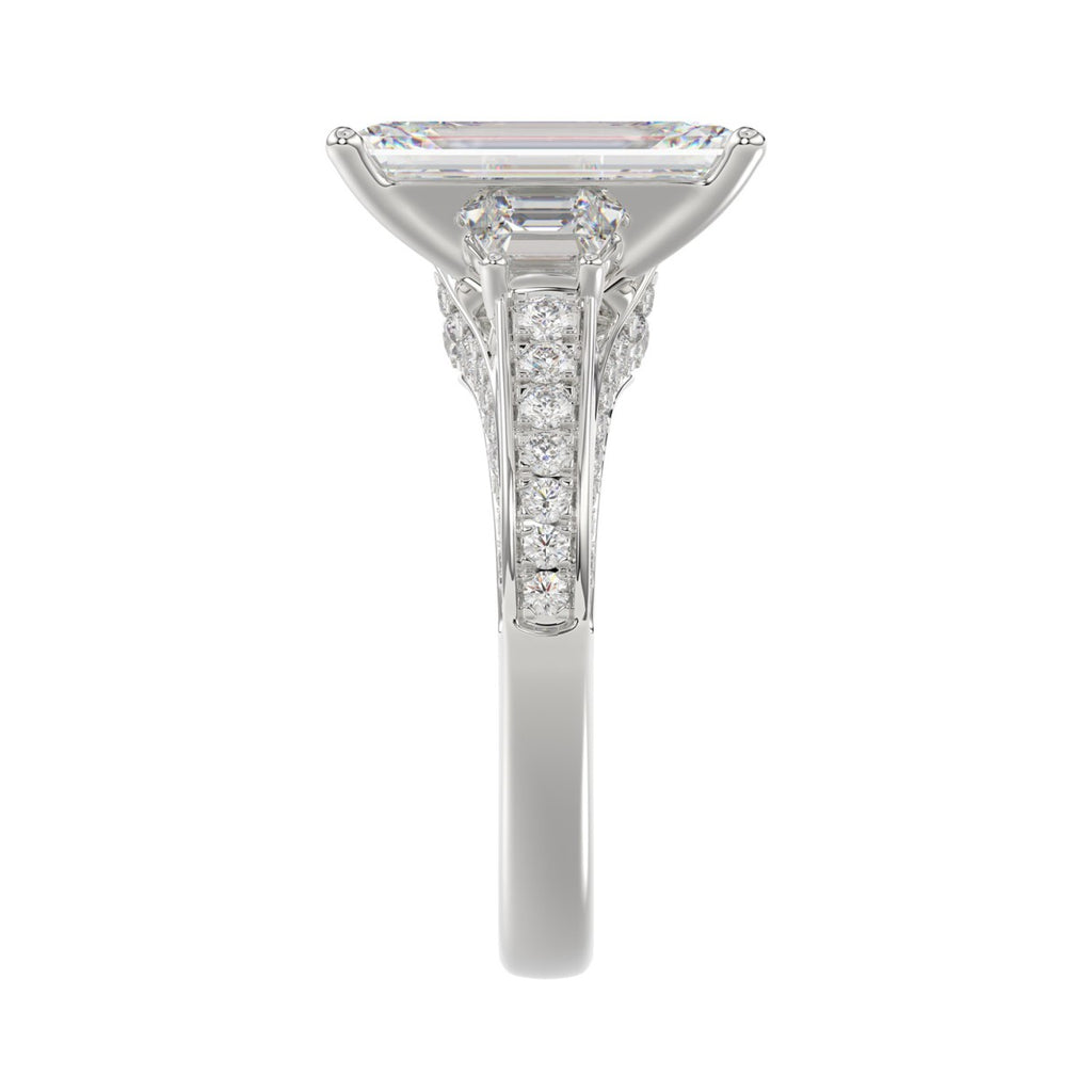 Luxury 14K White Gold Ladies Diamond Ring 4.00CT Round, Emerald & Baguette Diamonds with 3.00CT Emerald  Center stone (Color F-G -Clarity VS1/VS2)