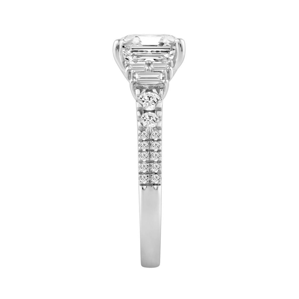 14K WHITE GOLD 2 1/2CT ROUND/CUSHION/BAGUETTE DIAMOND LADIES RING (CENTER STONE CUSHION DIAMOND 2CT)