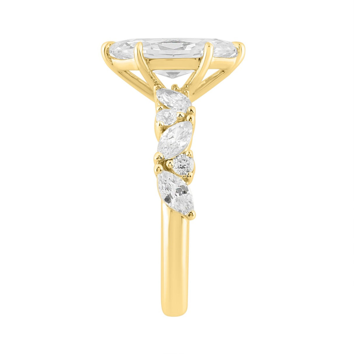 14K YELLOW GOLD 2 3/4CT ROUND/MARQUISE DIAMOND LADIES RING (CENTER STONE MARQUISE DIAMOND 2CT)