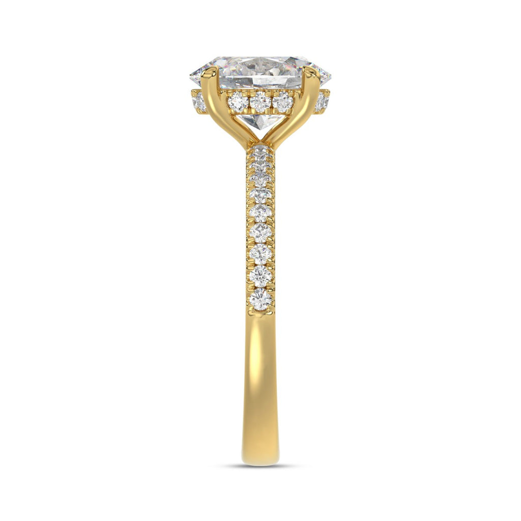 14K YELLOW GOLD 1 3/4CT ROUND/OVAL DIAMOND LADIES RING (CENTER STONE OVAL DIAMOND 1 1/2CT)