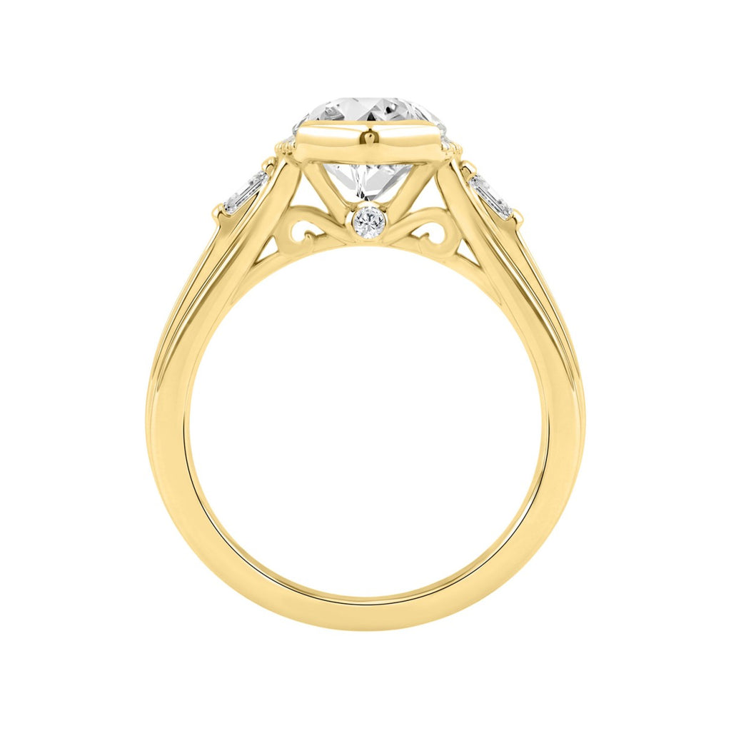 Elegant 14K Yellow Gold Diamond Engagement Ring Featuring 3 1/2Ct Round, Marquise & Baguette Diamonds With Sparkling Side Stones. Perfect For Weddings, Proposals & Anniversaries.3.00Ct Marquise Center Stone (Color F-G -Clarity Vs1/Vs2)