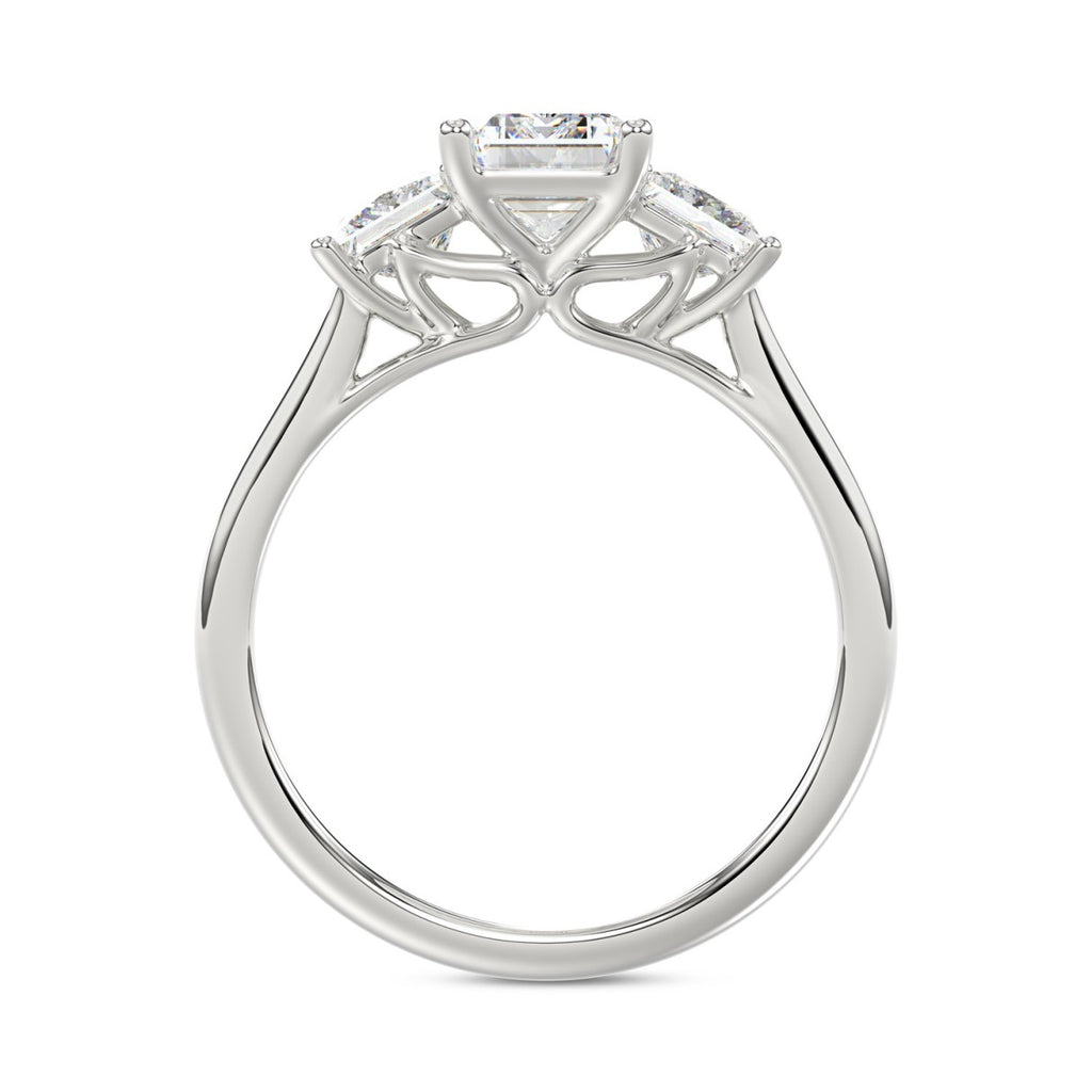 14K WHITE GOLD 2 5/8CT EMERALD/PRINCESS DIAMOND LADIES RING (CENTER STONE EMERALD DIAMOND 1 1/2CT)
