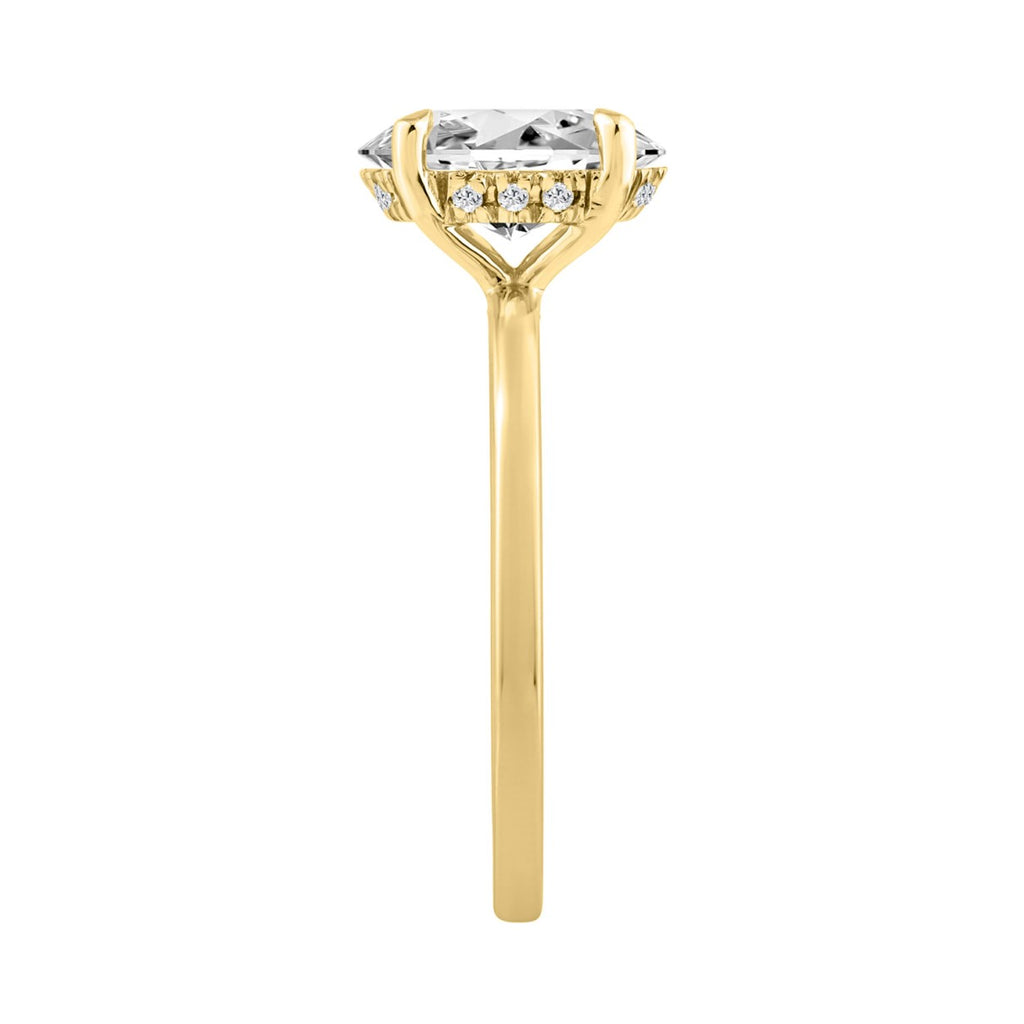 14K YELLOW GOLD 2.00CT OVAL/ROUND DIAMOND LADIES RING (CENTER STONE OVAL DIAMOND 2CT)