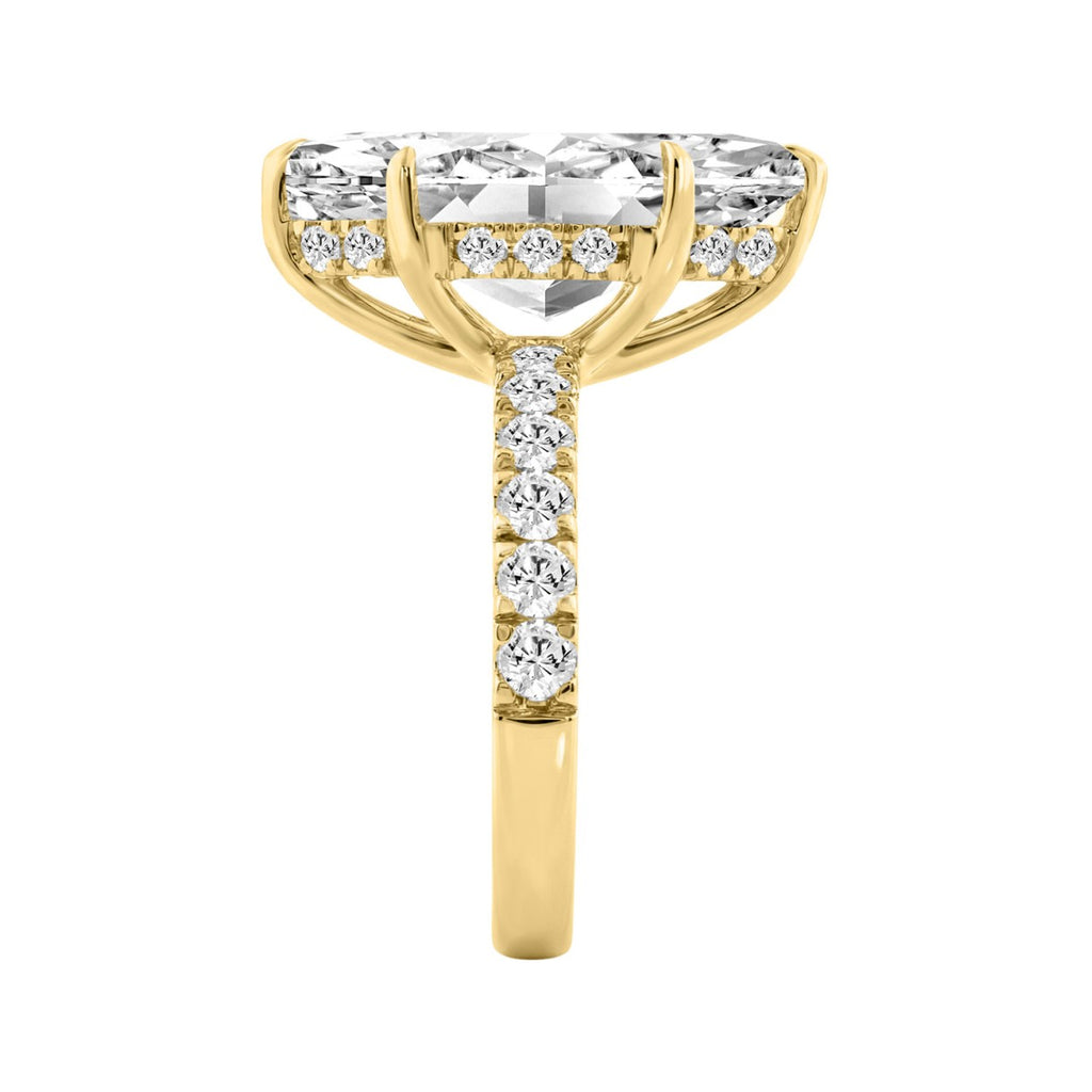 14K YELLOW GOLD 6.00CT MARQUISE/ROUND DIAMOND LADIES RING (CENTER STONE MARQUISE DIAMOND 5CT)