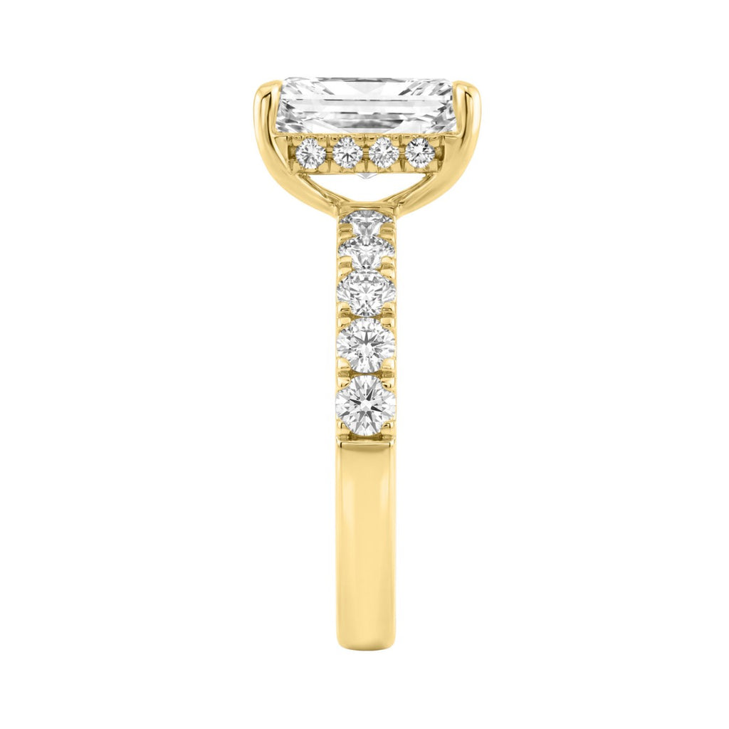 Elegant 14K Yellow Gold Ladies Ring With 4.00Ct Round And Radiant Diamonds In A Sparkling Hidden Halo Ring 3.00Ct Radiant Center Stone (Color F-G -Clarity Vs1/Vs2)